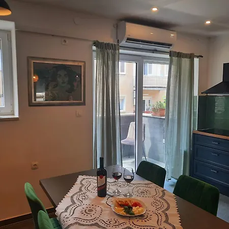 Apartament Home *