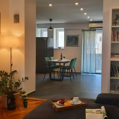 Apartament Home